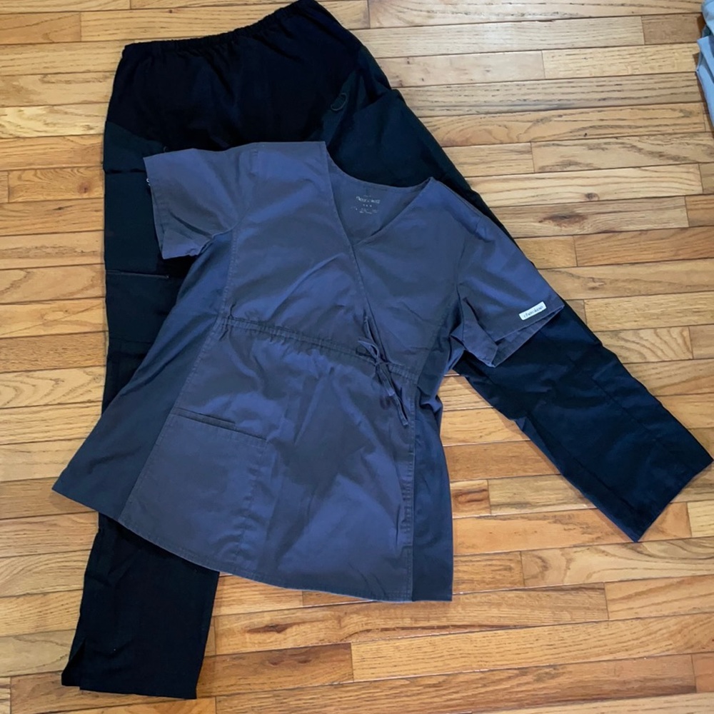 Cherokee Maternity Scrub set
